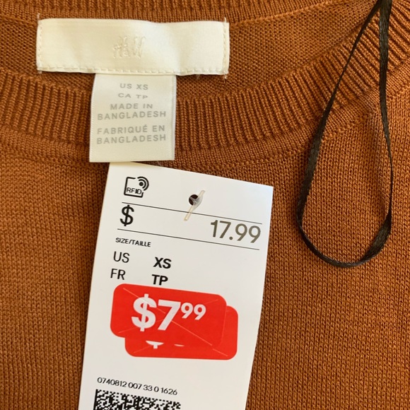 BUNDLE SALE π Basic rust sweater π - Picture 2 of 3